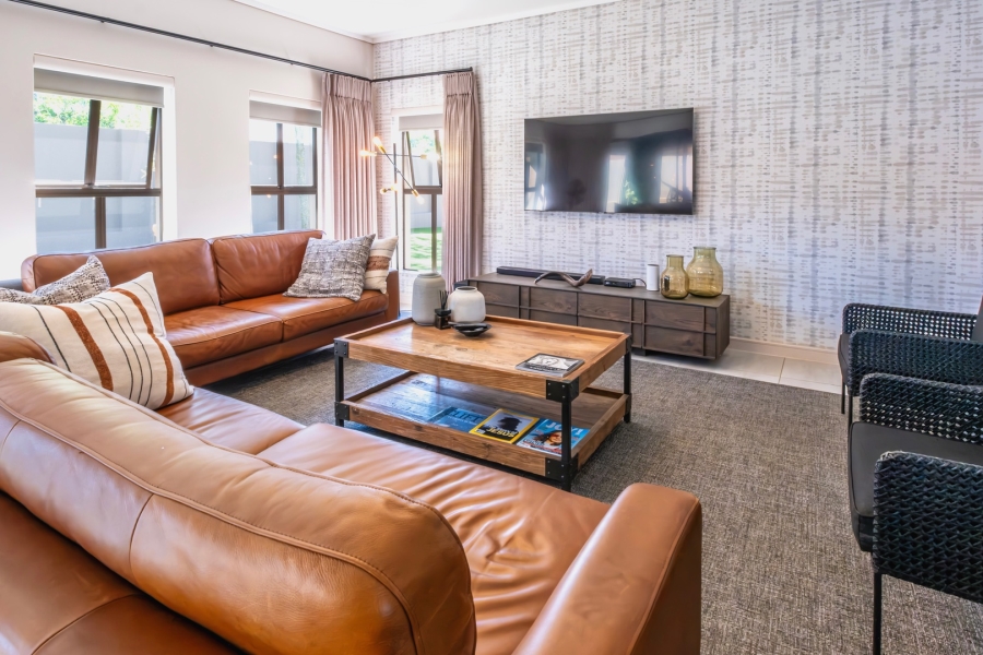 4 Bedroom Property for Sale in Earls Court Lifestyle Estate Western Cape
